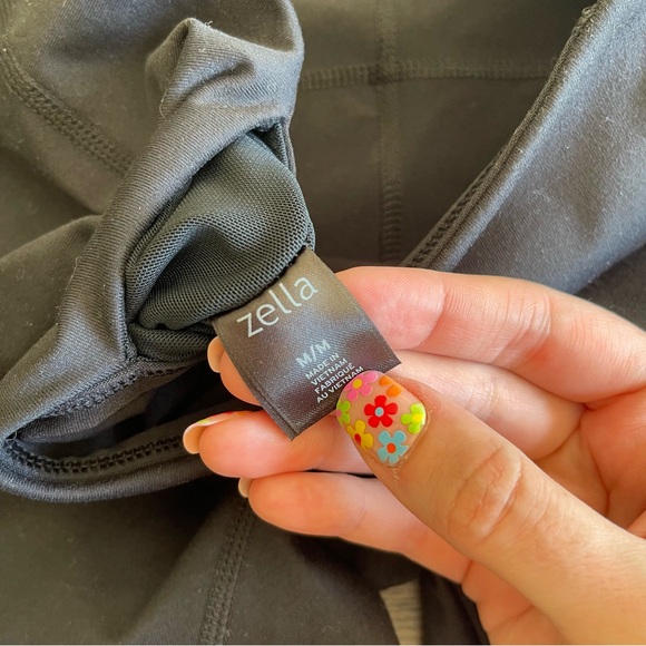 Zella Cropped Legging - Picture 2 of 3